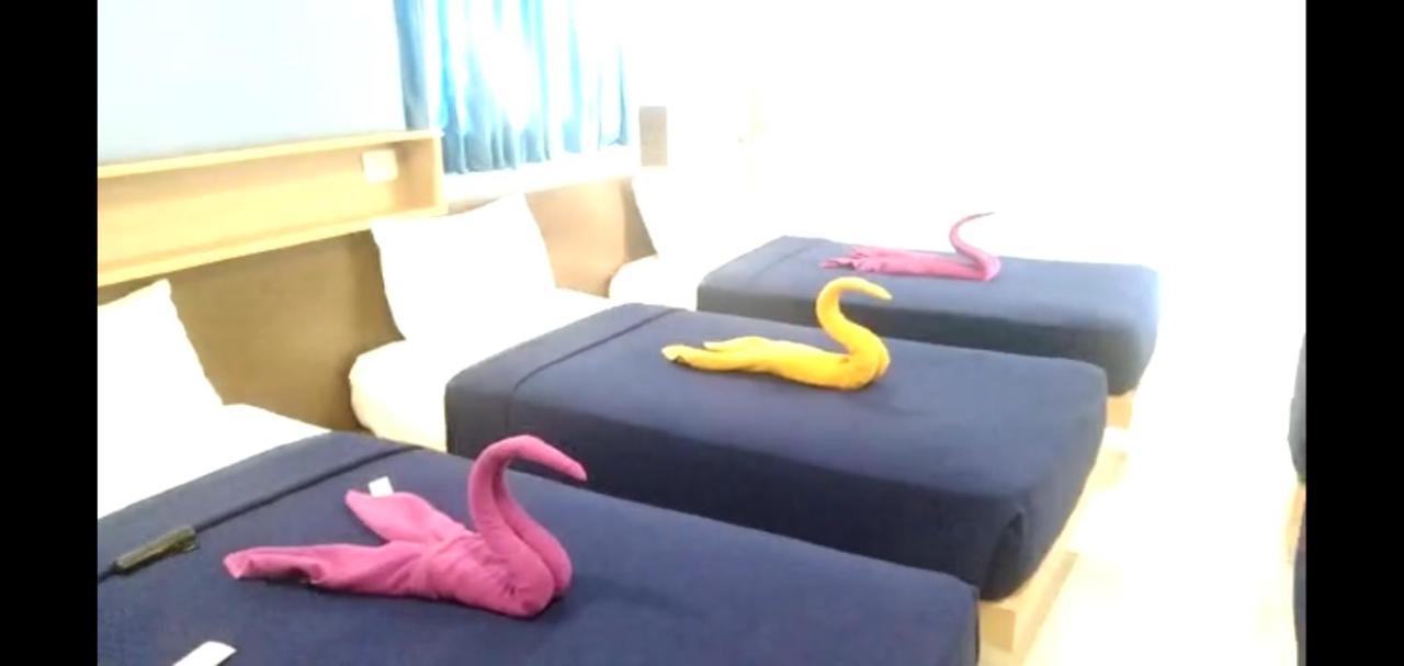 Skm Regency Hotel Ченай Екстериор снимка